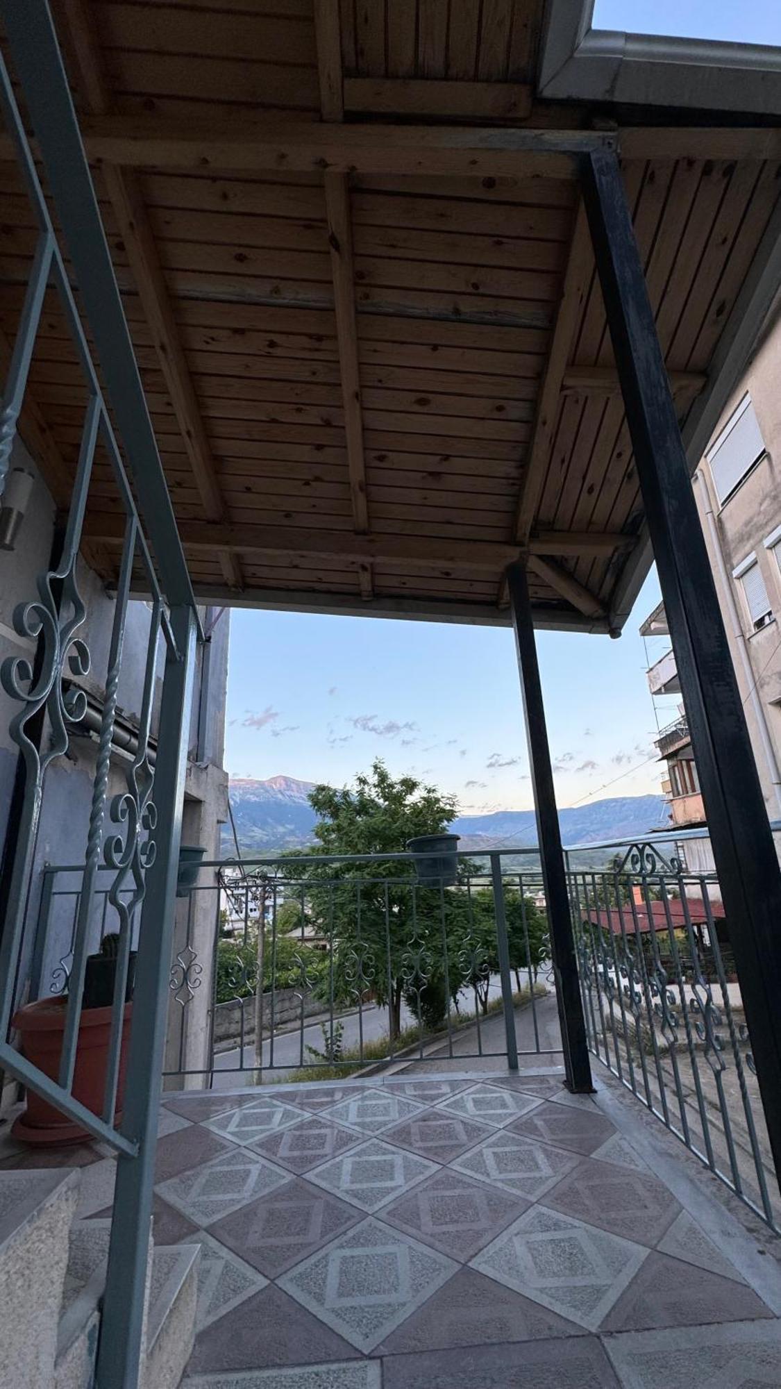 Peci Apartments Αργυρόκαστρο Εξωτερικό φωτογραφία